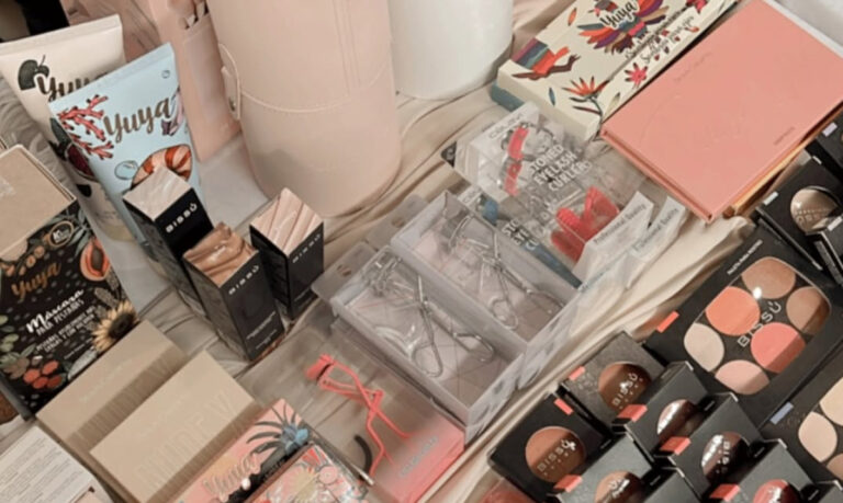 Productos de maquillaje que necesitas según tu edad